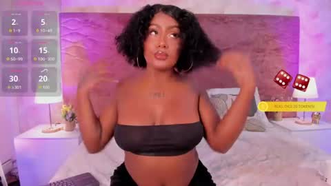 Snapshot of emma_dancer chatting on June 25, 2026, 3:38 pm emma online show from June 25, 2026, 3:38 pm