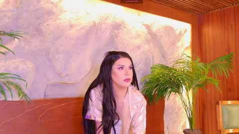 Snapshot of emma_dragon chatting on April 2, 2026, 4:21 am emma_dragon online show from April 2, 2026, 4:21 am