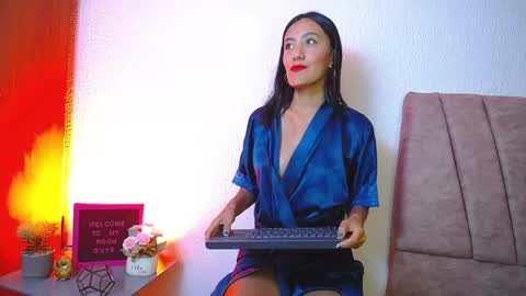 Emma Glow online show from June 7, 2026, 5:49 pm