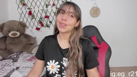 emma_grayys online show from December 3, 2025, 6:32 am