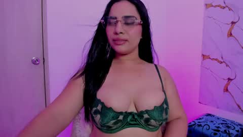 Emma online show from May 26, 2026, 2:40 am