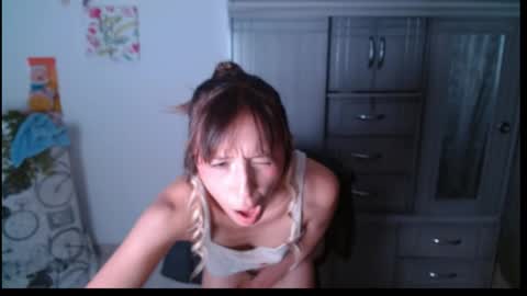 Snapshot of emma_jan_ chatting on May 19, 2026, 5:36 am Emma jan online show from May 19, 2026, 5:36 am