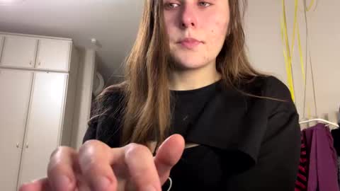 emma_just online show from January 7, 2025, 3:23 pm