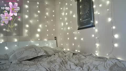 emma_just online show from March 27, 2026, 8:26 am