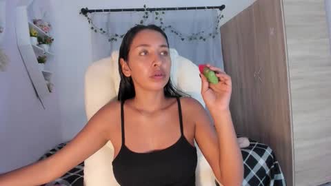 Emma online show from November 15, 2025, 7:10 pm