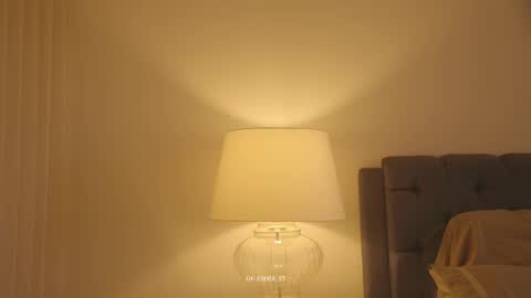 emma_lu1 online show from March 3, 2026, 9:10 pm