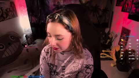 LUNA online show from January 23, 2025, 10:33 pm