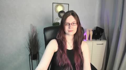 Snapshot of emma_lust94 chatting on April 27, 2026, 5:27 am emma online show from April 27, 2026, 5:27 am