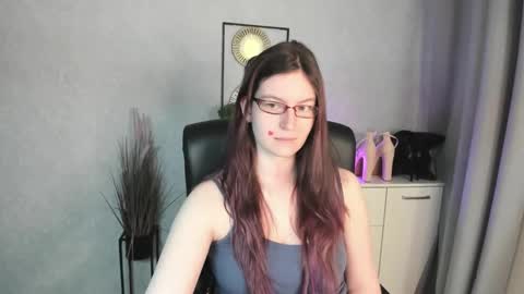 Snapshot of emma_lust94 chatting on May 6, 2026, 5:46 am emma online show from May 6, 2026, 5:46 am