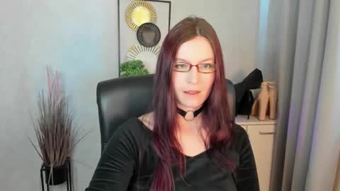 Snapshot of emma_lust94 chatting on May 29, 2026, 6:22 am emma online show from May 29, 2026, 6:22 am