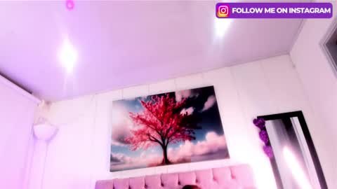 Emma Monserratt online show from February 20, 2025, 9:55 am