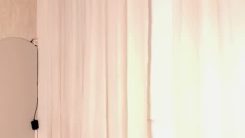 Emma Morgann online show from December 20, 2025, 11:17 am