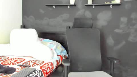 emma online show from January 15, 2025, 5:47 pm