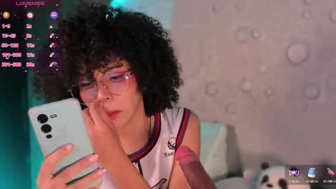     online show from September 25, 2025, 10:19 am