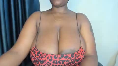 emma_remi online show from March 6, 2025, 2:51 am