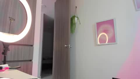 Snapshot of emma_rinaldi_ chatting on January 7, 2026, 3:36 pm Emma online show from January 7, 2026, 3:36 pm