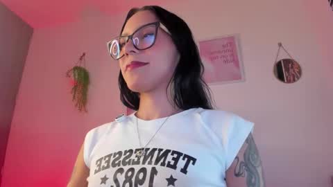 Snapshot of emma_rinaldi_ chatting on January 10, 2026, 4:58 am Emma online show from January 10, 2026, 4:58 am