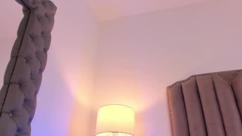 Ema online show from December 15, 2024, 3:09 pm