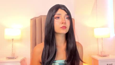 Ema online show from February 6, 2025, 11:43 am