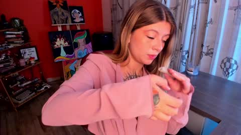 Snapshot of emmaa_hostt chatting on January 15, 2025, 3:33 am Ema .l. online show from January 15, 2025, 3:33 am