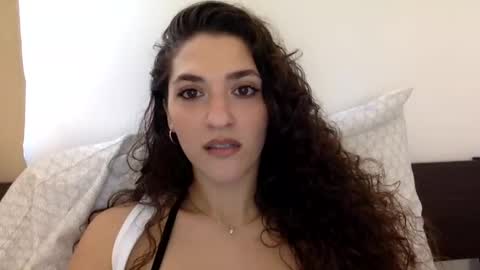 Emma online show from February 4, 2025, 5:23 pm