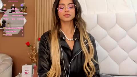 emma cortez online show from March 6, 2025, 12:43 am