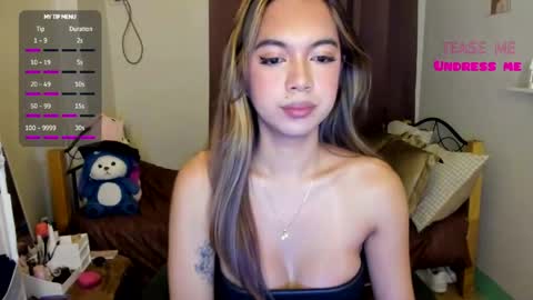 Snapshot of emmacoxx24 chatting on May 14, 2026, 10:05 pm SweetGirlEmma online show from May 14, 2026, 10:05 pm