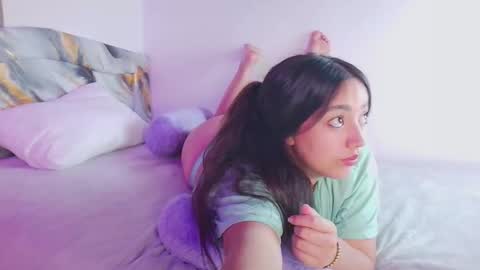 Snapshot of emmadembers chatting on December 1, 2025, 9:20 pm emmadembers online show from December 1, 2025, 9:20 pm