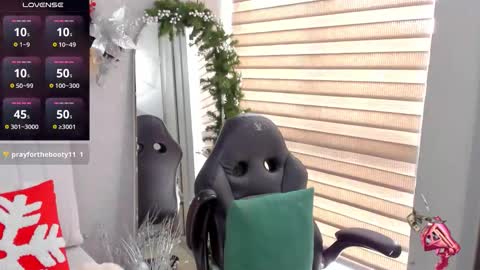  Emma Ferrary  online show from December 19, 2025, 4:36 pm