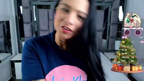 EMMA HILL online show from December 8, 2024, 9:08 pm