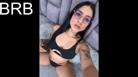 EMMA HILL online show from December 19, 2024, 10:10 pm