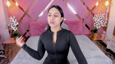 EMMA HILL online show from December 20, 2024, 11:10 am
