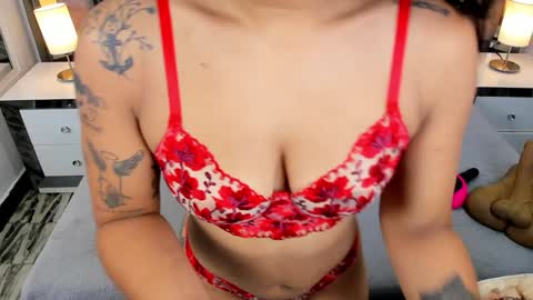 EMMA HILL online show from December 24, 2024, 6:17 pm