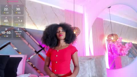 Snapshot of emmalove01 chatting on February 7, 2026, 2:15 am emmalove01 online show from February 7, 2026, 2:15 am