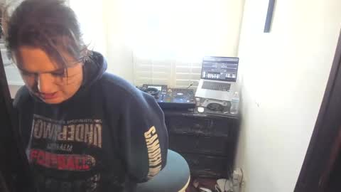 Snapshot of emmamiley89 chatting on December 12, 2024, 7:04 pm Emma Miley online show from December 12, 2024, 7:04 pm