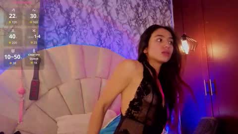 Snapshot of emmamiller__ chatting on March 8, 2026, 11:03 am online show from March 8, 2026, 11:03 am