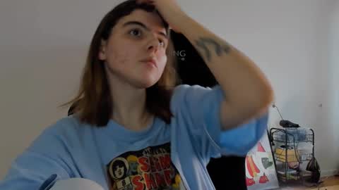 Snapshot of emmamon chatting on December 13, 2024, 11:45 am Emma online show from December 13, 2024, 11:45 am