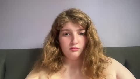 Snapshot of emmarolls123 chatting on July 22, 2026, 10:23 pm emmarolls123 online show from July 22, 2026, 10:23 pm