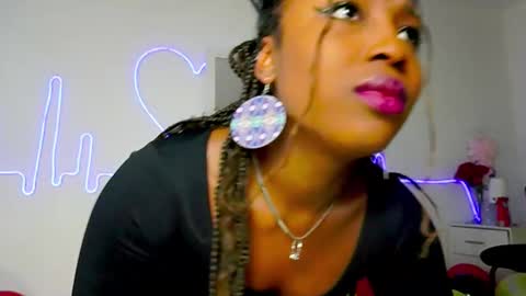 Sara online show from September 21, 2025, 11:23 am