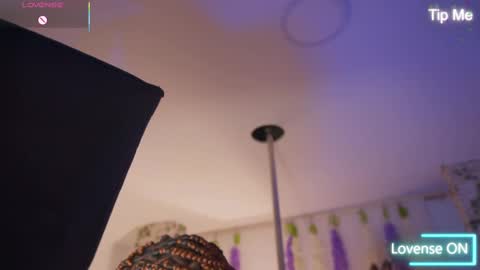 Sara online show from November 14, 2025, 11:31 am