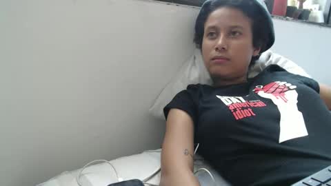 Snapshot of emmasweet95 chatting on April 1, 2026, 4:04 pm emmasweet95 online show from April 1, 2026, 4:04 pm