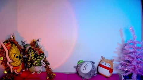 RH-NEGATIVE GREEN-EYED BAELIEN online show from December 15, 2024, 3:42 pm