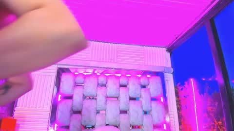 Snapshot of emmateylor chatting on May 13, 2026, 1:36 am Emma online show from May 13, 2026, 1:36 am