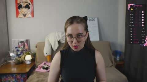 Mia online show from May 12, 2026, 7:00 pm