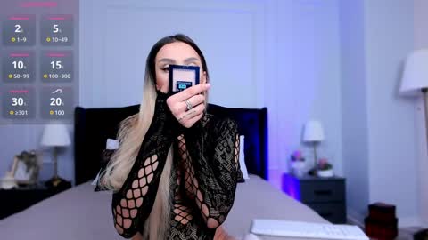 Snapshot of emmatwerk chatting on January 4, 2025, 5:48 am Emma online show from January 4, 2025, 5:48 am