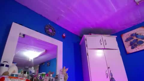 Emma  online show from January 8, 2026, 8:33 pm