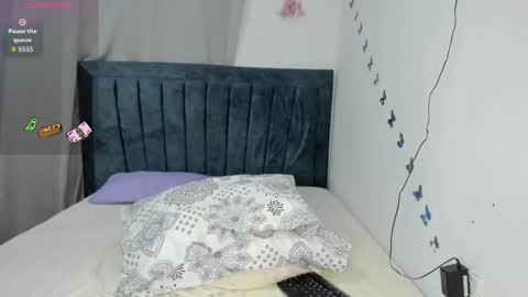 Emmie online show from November 24, 2025, 11:15 pm