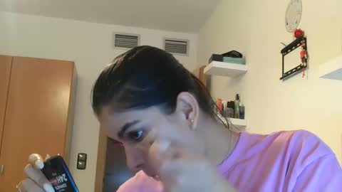 emmie online show from October 31, 2025, 9:32 am