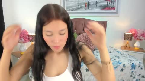 Snapshot of emmiejones_ chatting on September 26, 2025, 1:15 pm Emmi online show from September 26, 2025, 1:15 pm