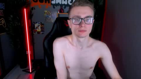 Snapshot of emmit_barker chatting on February 4, 2026, 3:29 pm Emmit online show from February 4, 2026, 3:29 pm